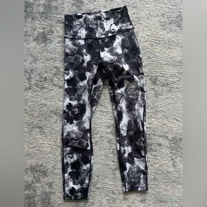 Lululemon wunder under high rise leggings